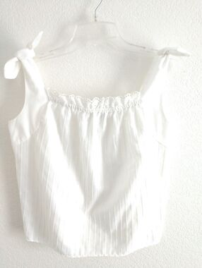 Vintage White CROP Top Shirt Tie Shoulder Cottagecore Girlcore Medium Chest 36"